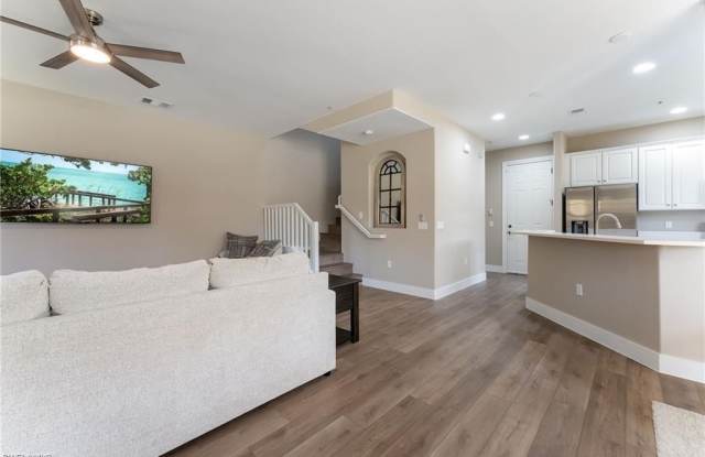 11924 Tulio Way Gallery 2
