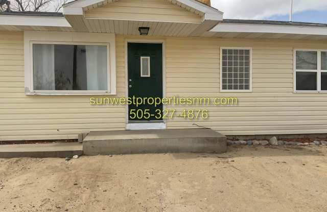 4 Bed, 2 Bath House in Bloomfield photos photos 4 Bed, 2 Bath House in Bloomfield photos photos