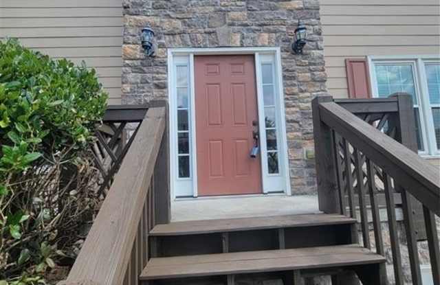 1806 Shiloh Valley Court NW Gallery 2