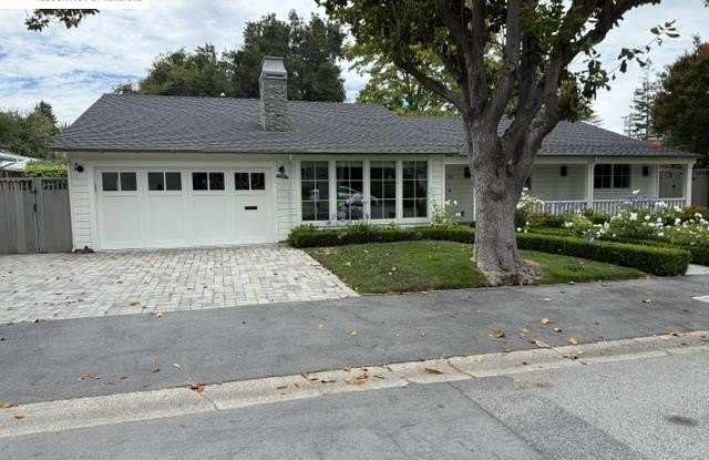 361 Claire Pl Gallery 1