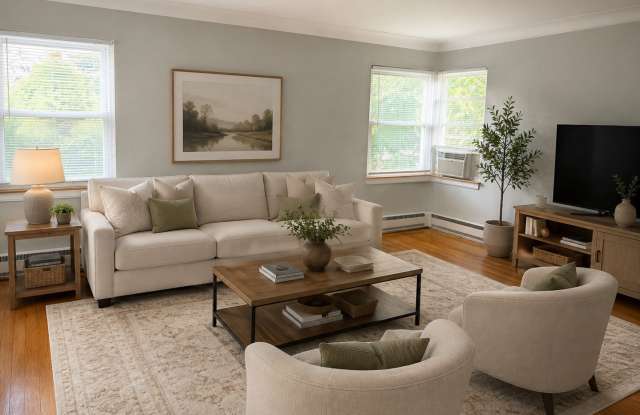1534 Clinton Place Gallery 2