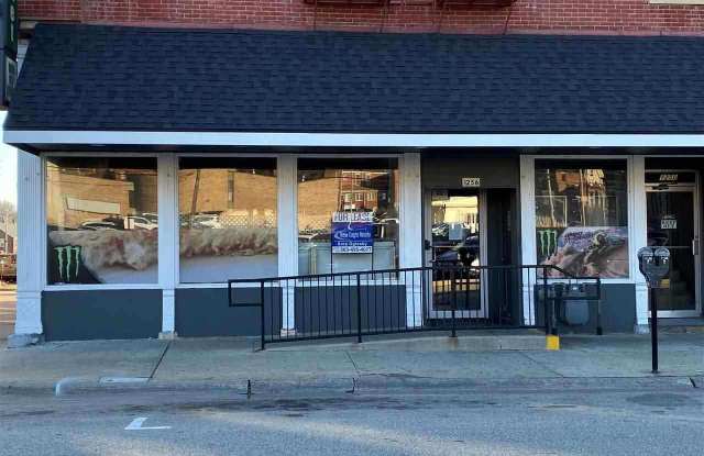 1248 Iowa - 1248 Iowa Street, Dubuque, IA 52001