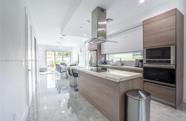 3461 SW 25th St photos photos