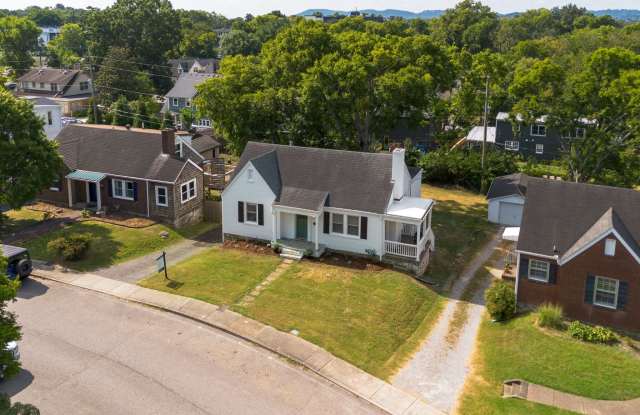 2313 Sunset Pl Gallery 4