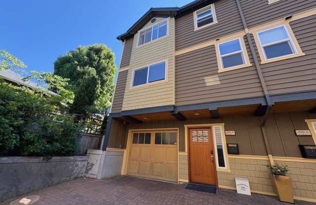 Queen Anne Townhome photos photos