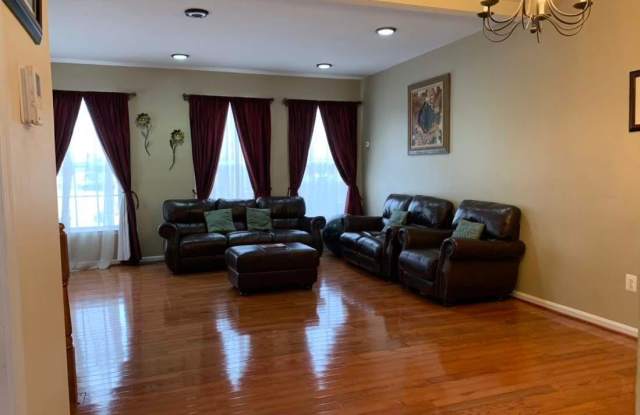 13511 GEORGE WYTHE COURT Gallery 4