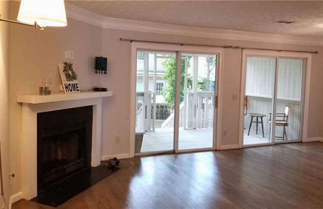 6637 Meadow Green Circle Gallery 4