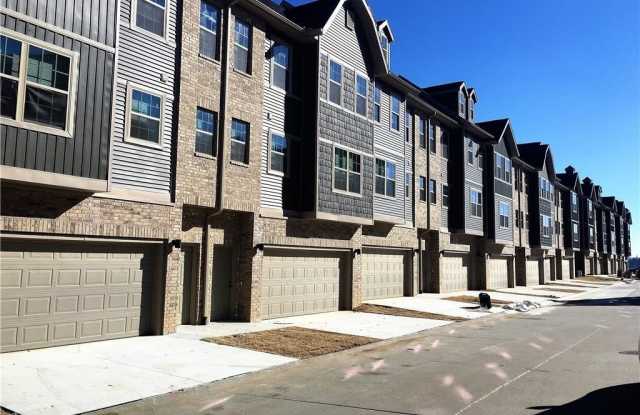 226 Slopeside  DR photos photos