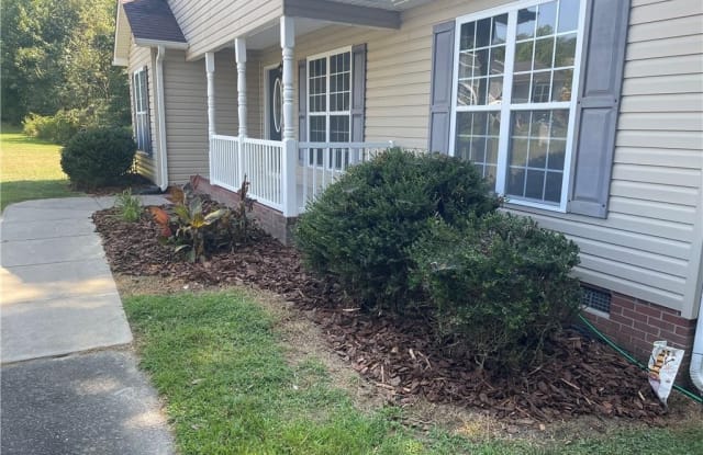 101 Cushwa Court - 101 Cushwa Court, Thomasville, NC 27360