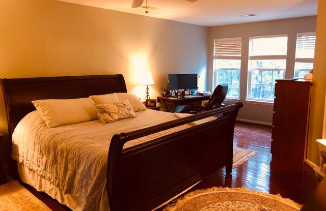 42265 ST HUBERTS PLACE Gallery 4