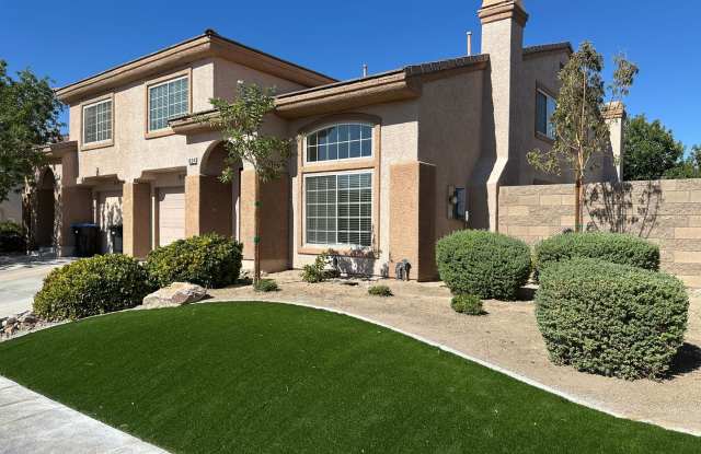 Beautiful town home in a gated community with community pool, basketball court and park. Close to Arroyo Grand Sports Complex, and Cornerstone Park photos photos