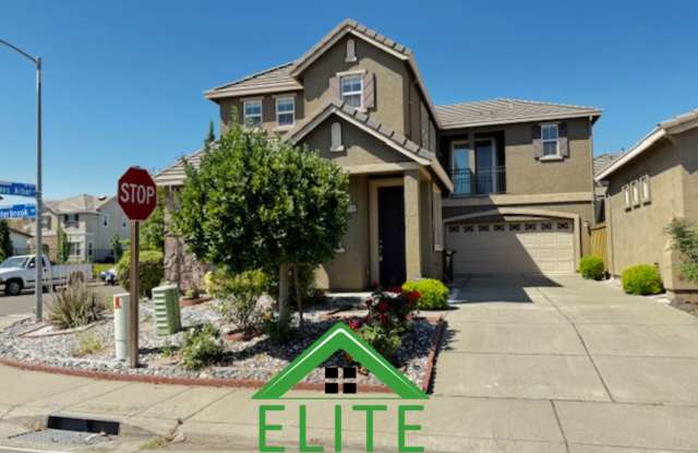 **SOLAR PANELS AND FORMER MODEL HOME!!** photos photos