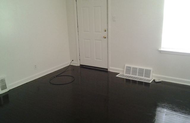 2511 Wabash Ave Gallery 3
