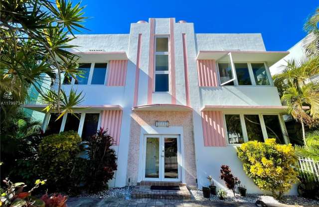 750 Jefferson Ave photos photos