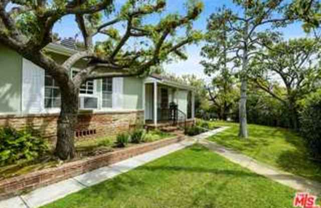 650 Lorna Lane Gallery 1