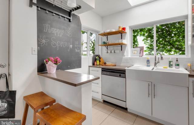1829 S WATTS STREET - 1829 South Watts Street, Philadelphia, PA 19148