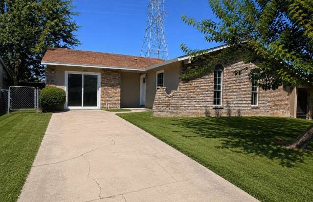 4911 TENNYSON DR Gallery 1