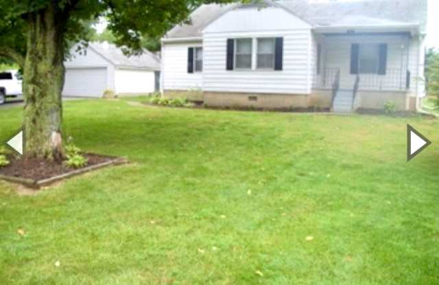 LARGE, 5 BD/2 BA house, near campus! photos photos