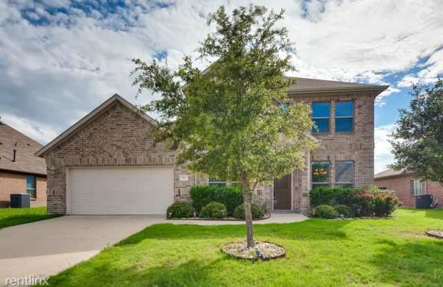 111 Thoroughbred St - 111 Thoroughbred Street, Waxahachie, TX 75165