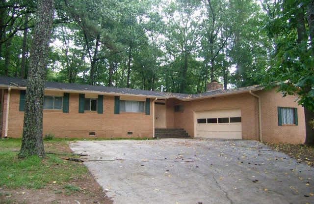 4553 N. Peachtree Rd - 4553 North Peachtree Road, Dunwoody, GA 30338
