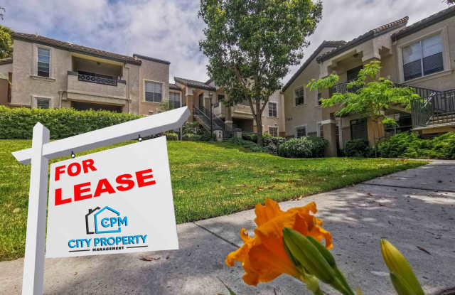 Open and bright 2 bedroom, 2 bath condo in Carmel Valley photos photos