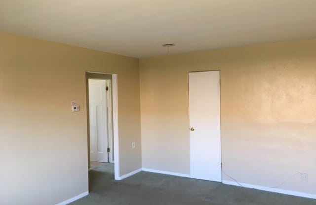 1171 South Raritan Street Gallery 4
