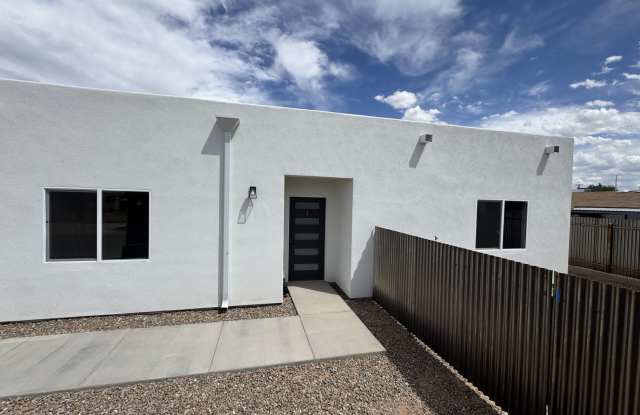 2122 N Ralph Avenue unit: 1 photos photos