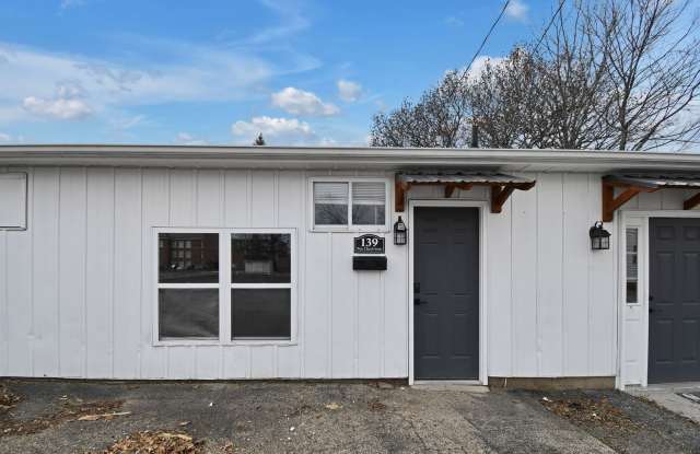 137-141 W Church photos photos