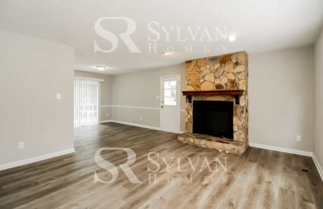 1406 Cliffwood Drive Gallery 3