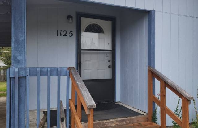 2-bedroom 1 bath House Gallery 3
