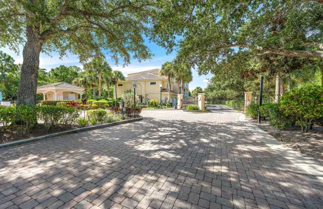 12691 SE Old Cypress Drive Gallery 1