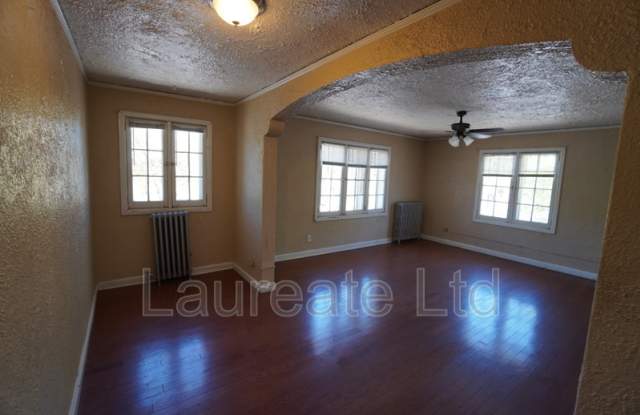 1340 E 14th Ave photos photos