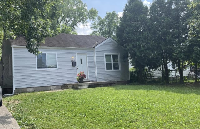 2231 Delavan Drive photos photos