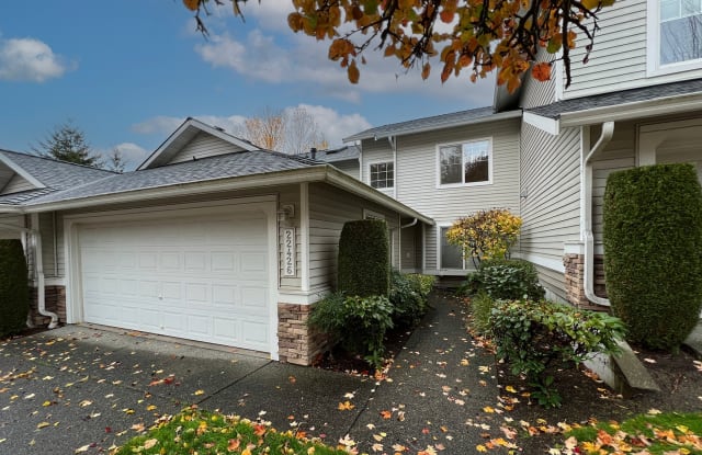 22426 43rd Ave S - 22426 43rd Avenue South, Kent, WA 98032
