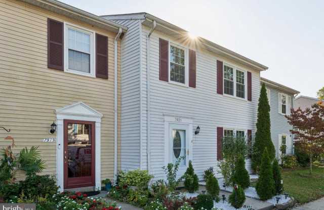 7921 TIMARAND Court Gallery 2