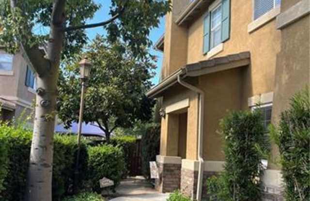 Beautifully designed townhome photos photos