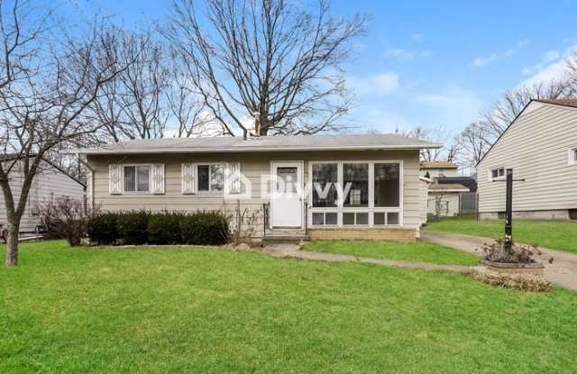 372 Water Street - 372 Water Street, Wadsworth, OH 44281