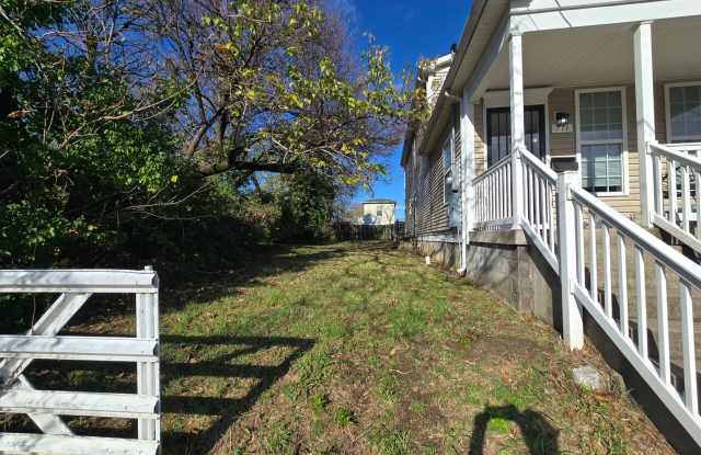 Updated 3 Bedrooms, 1.5 Bathrooms on a Double Lot! All Appliances and 2nd Floor Washer/Dryer Hookups! Gallery 3