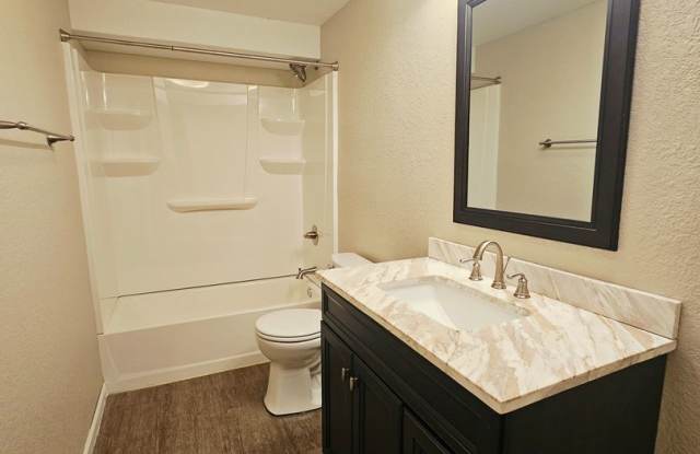 4 BED | 3 BATH | DOUBLE GARAGE | MALL RIDGE Gallery 4