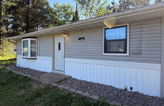 ✨Beautifully Remodeled Modern Smart Home for Rent! ✨ Gallery 1