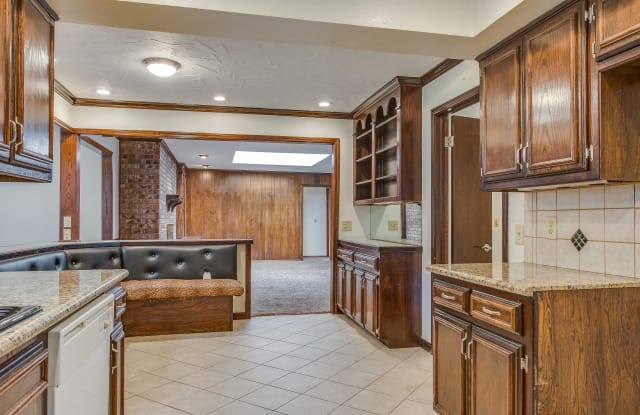 8716 Candlewood Dr Gallery 3