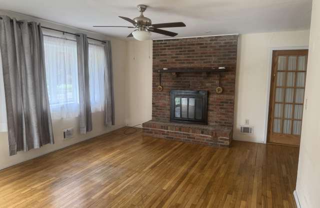 716 Shell Place photos photos