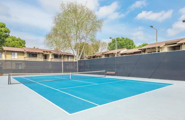 Raintree Apartment Homes Gallery 4