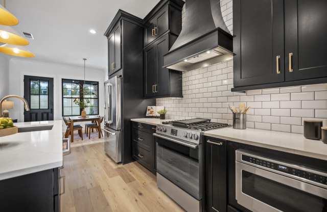 4161 Cocos Way Gallery 1