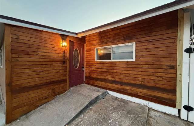 430 N HASTINGS STREET photos photos