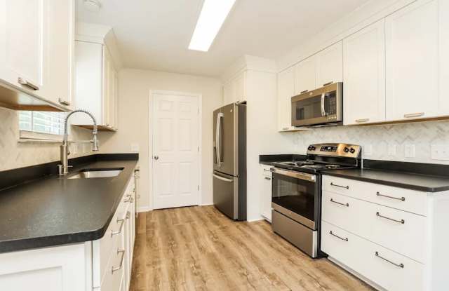 2109 Long Meadow Dr Gallery 3