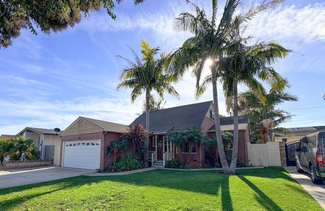 3170 Strathmore | Custom Tropical Paradise in Ventura | Unfurnished - 3170 Strathmore Drive, Ventura, CA 93003