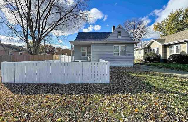 3 bedroom Rental in Rock Island photos photos