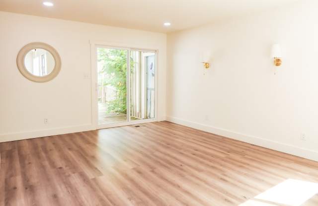 1830 West Ora Drive Gallery 2
