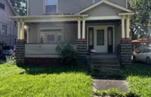 442 Washington Street Northeast - 442 Washington Street Northeast, Warren, OH 44483